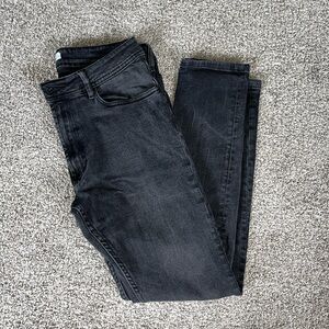 Zara Men’s Black Skinny Jeans